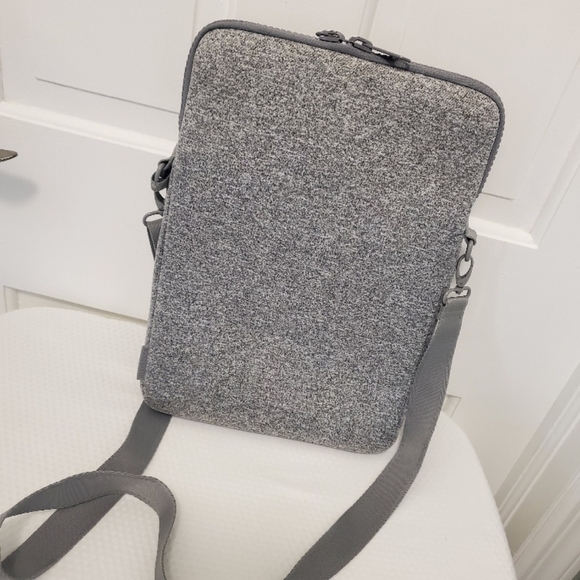 Dagne Dover Gray Neoprene Laptop Bag with Adjustable Strap, Business - Picture 3 of 12